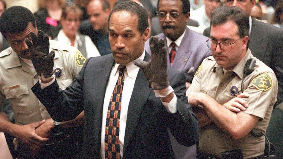 Waarom de handschoen van O.J. Simpson hem niet paste De Standaard